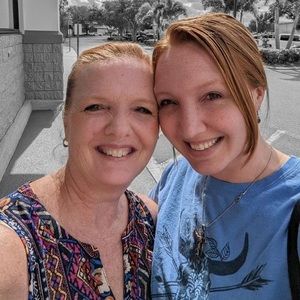 Meet your Posher, Becky